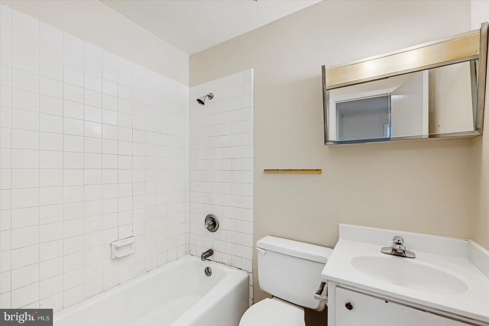 REISTERSWOOD - Residential