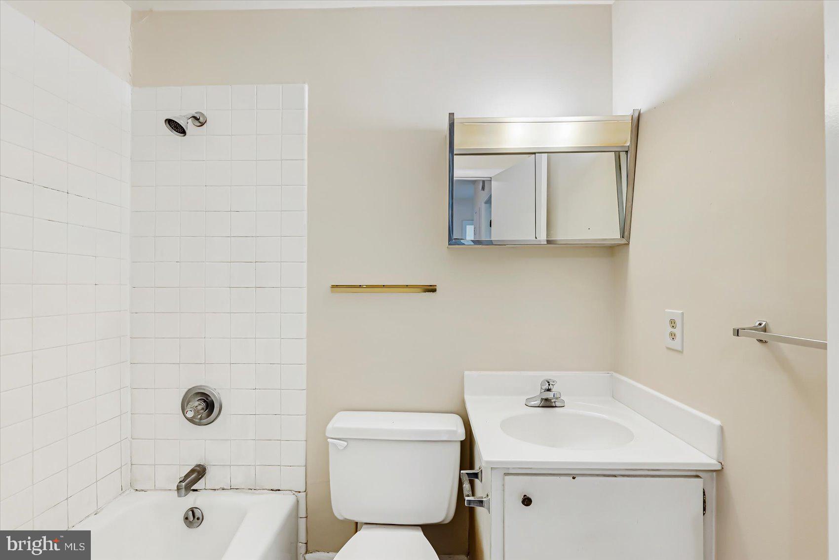 REISTERSWOOD - Residential