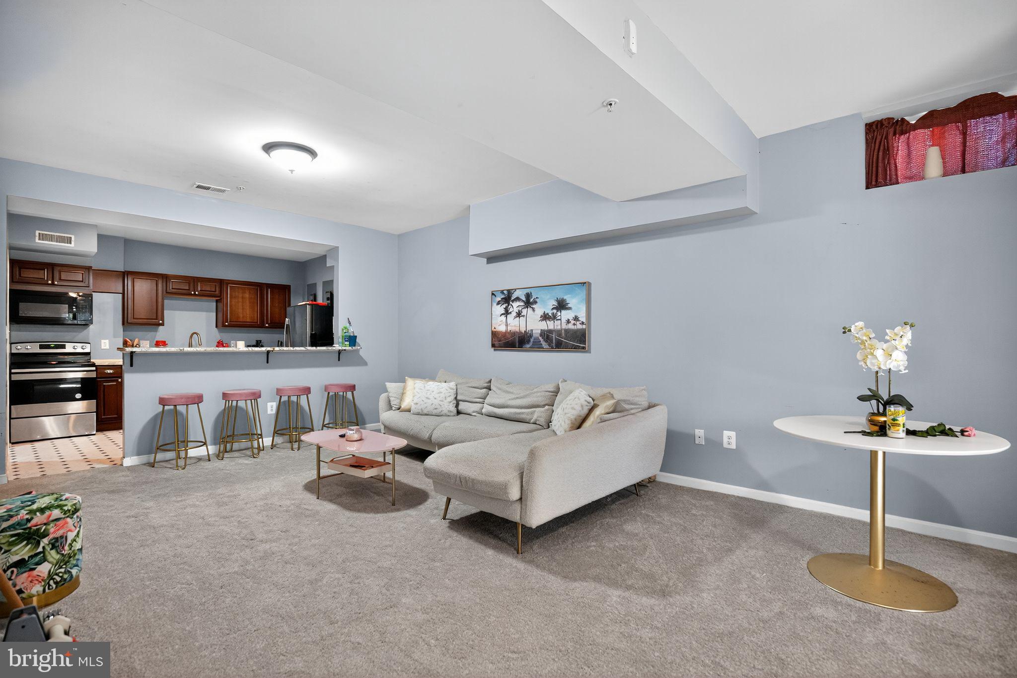 WOODSIDE ESTATES PLAT 1> - Residential