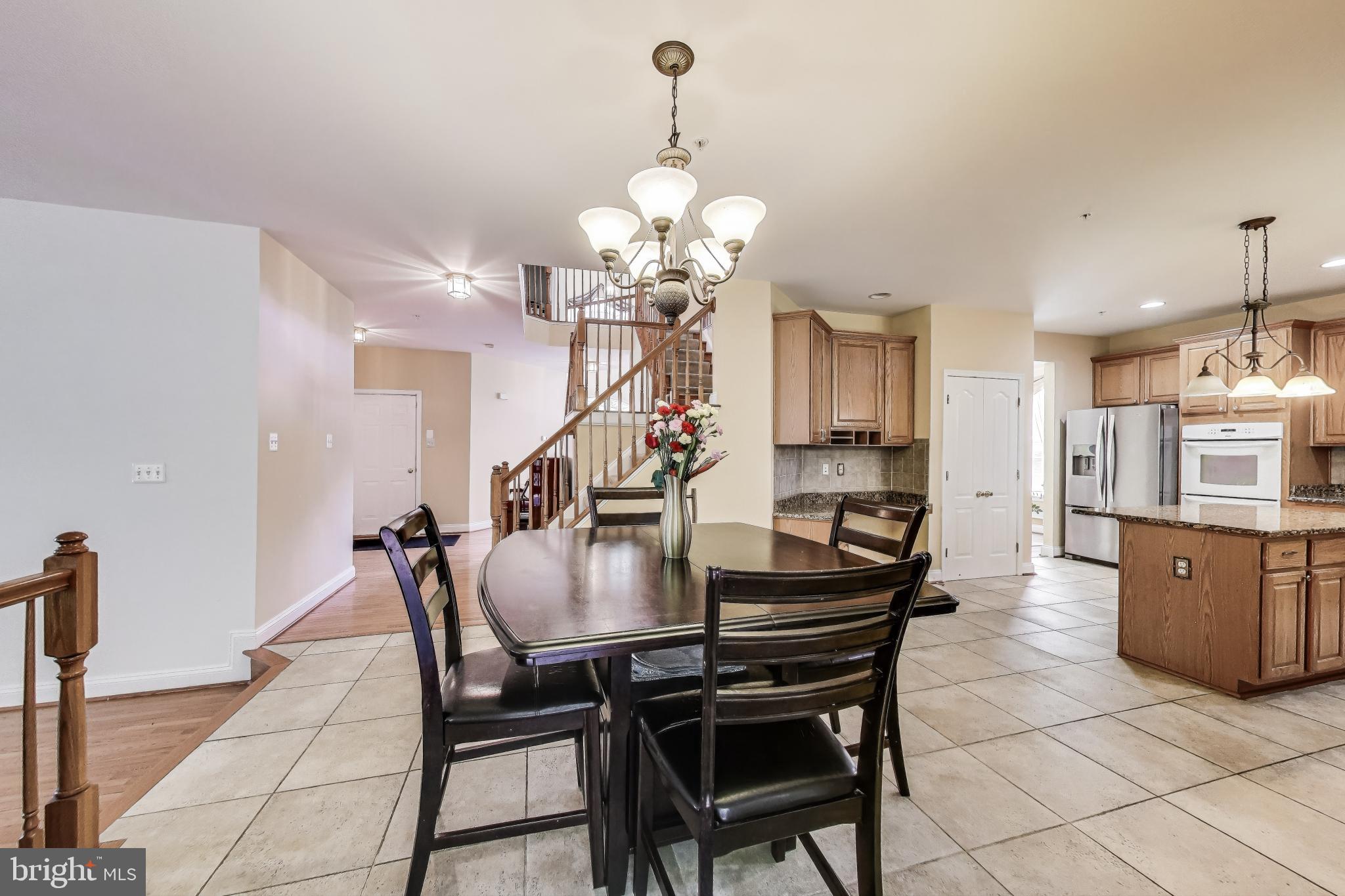 WOODSIDE ESTATES PLAT 1> - Residential