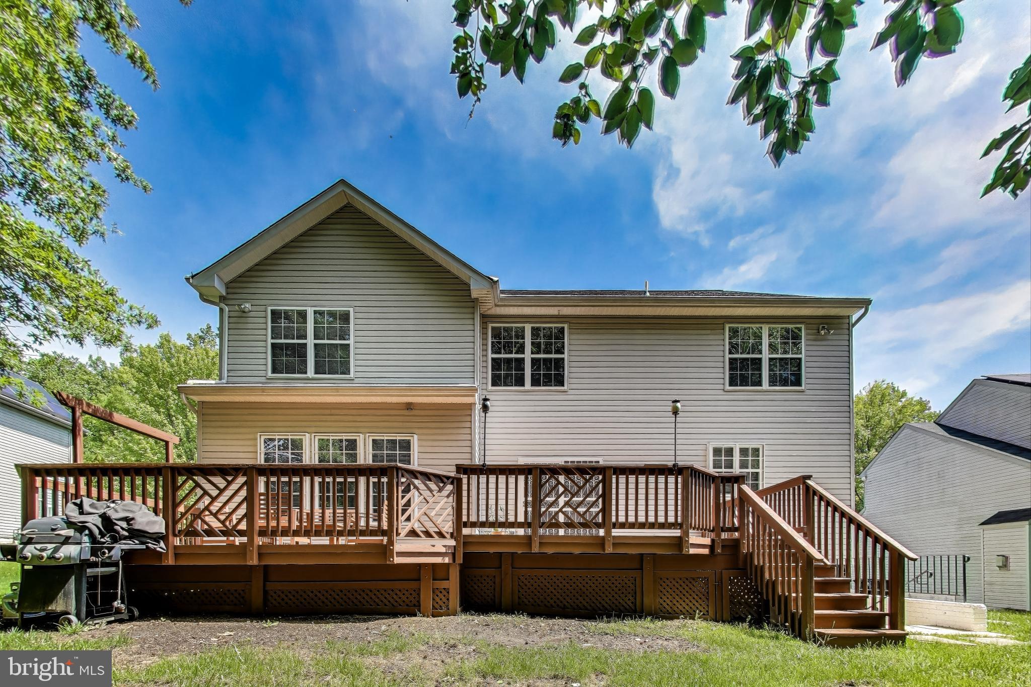 WOODSIDE ESTATES PLAT 1> - Residential