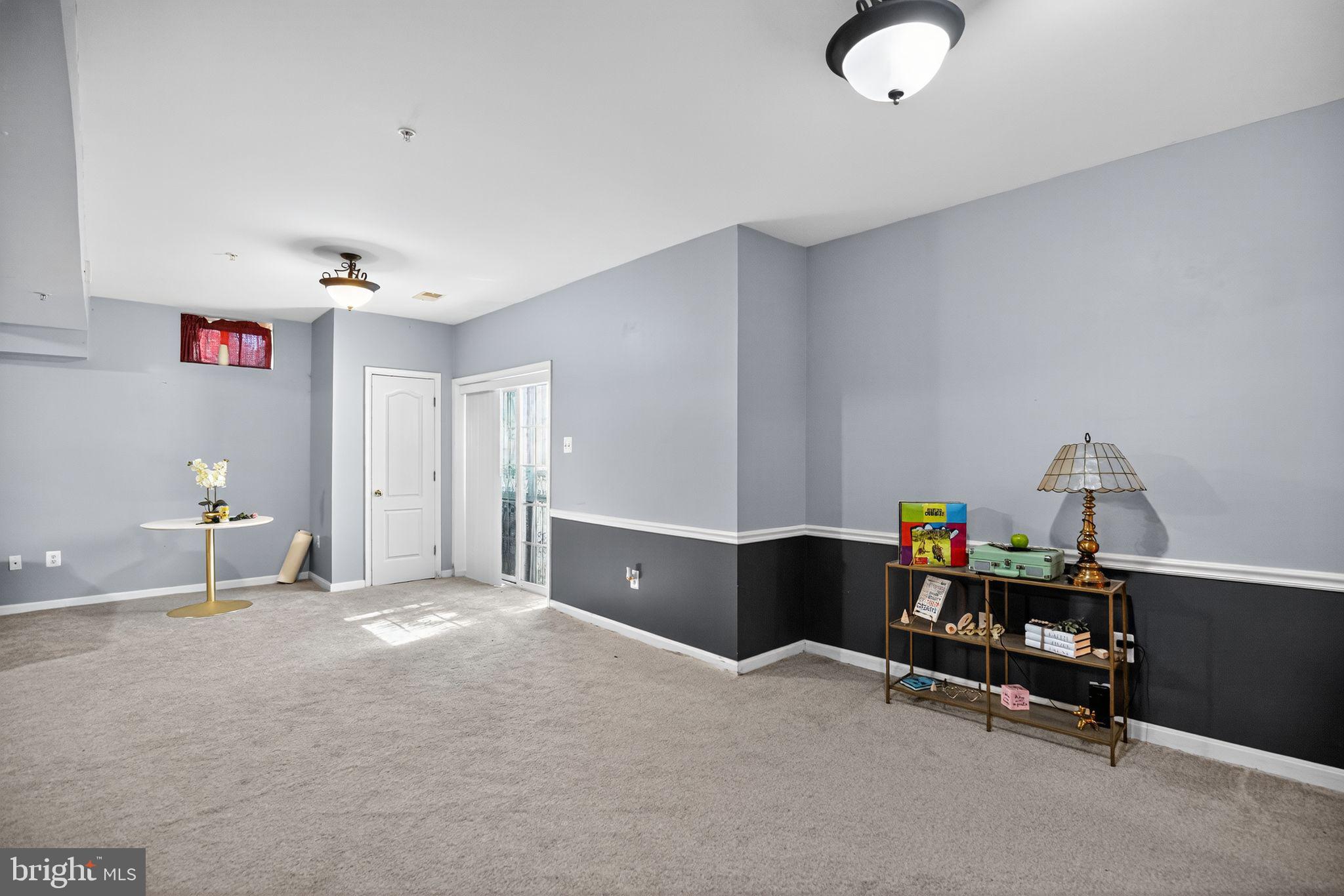 WOODSIDE ESTATES PLAT 1> - Residential