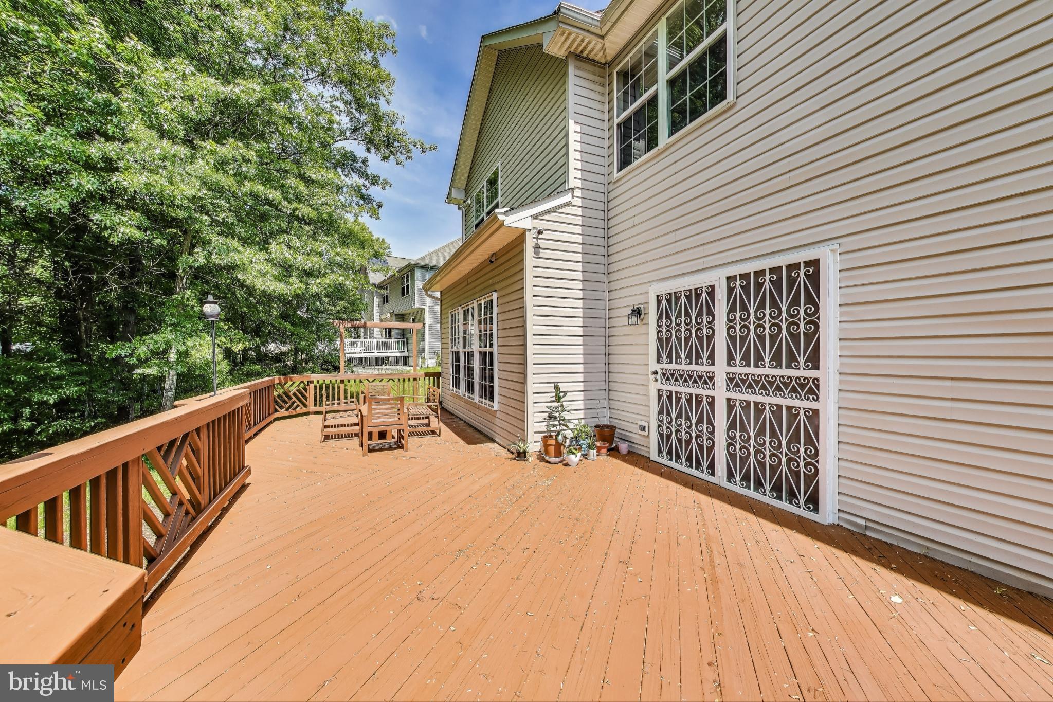 WOODSIDE ESTATES PLAT 1> - Residential