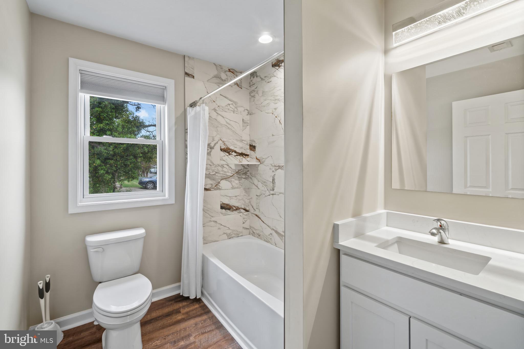 SUNSET BEACH - Residential