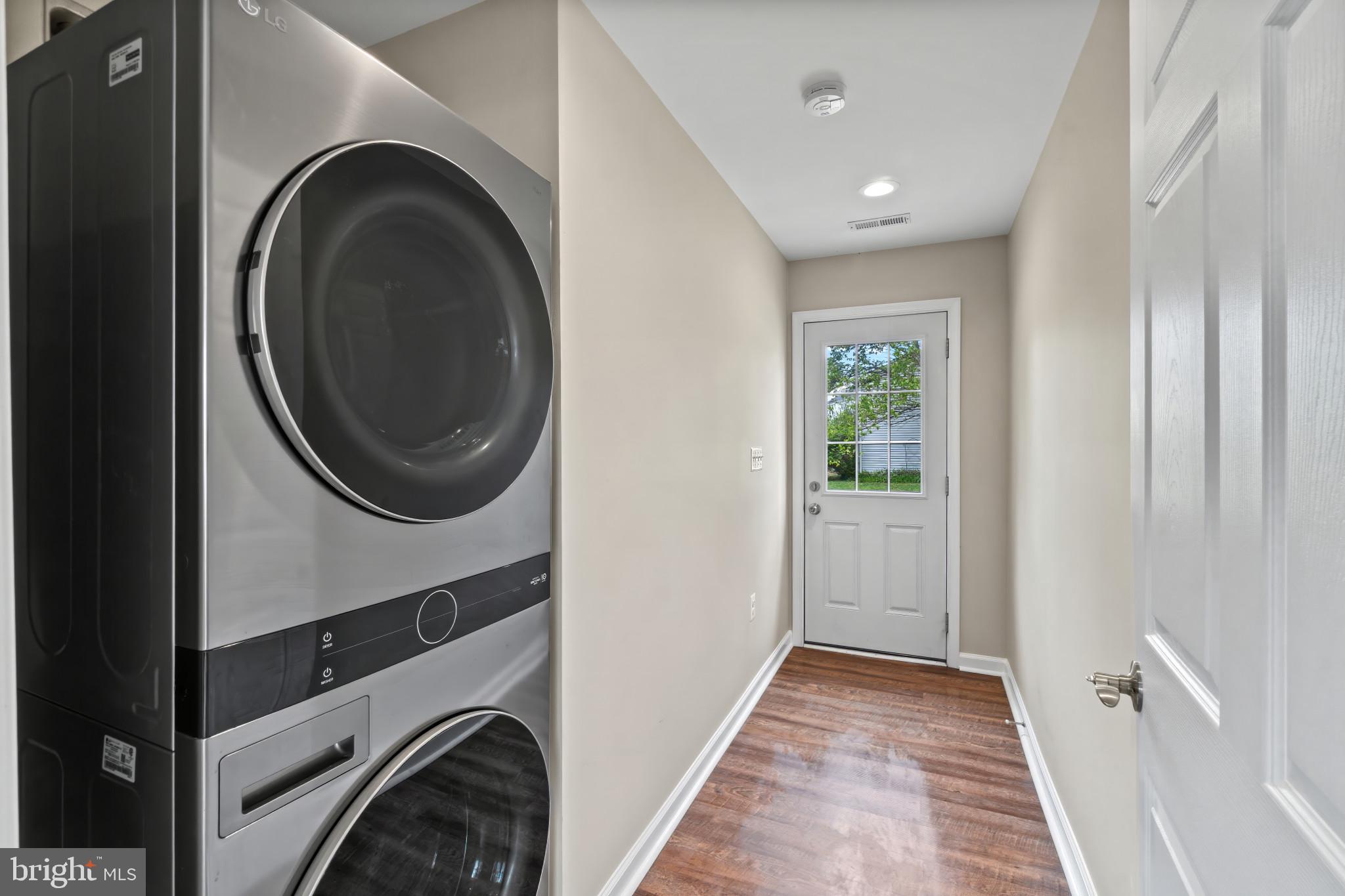 SUNSET BEACH - Residential