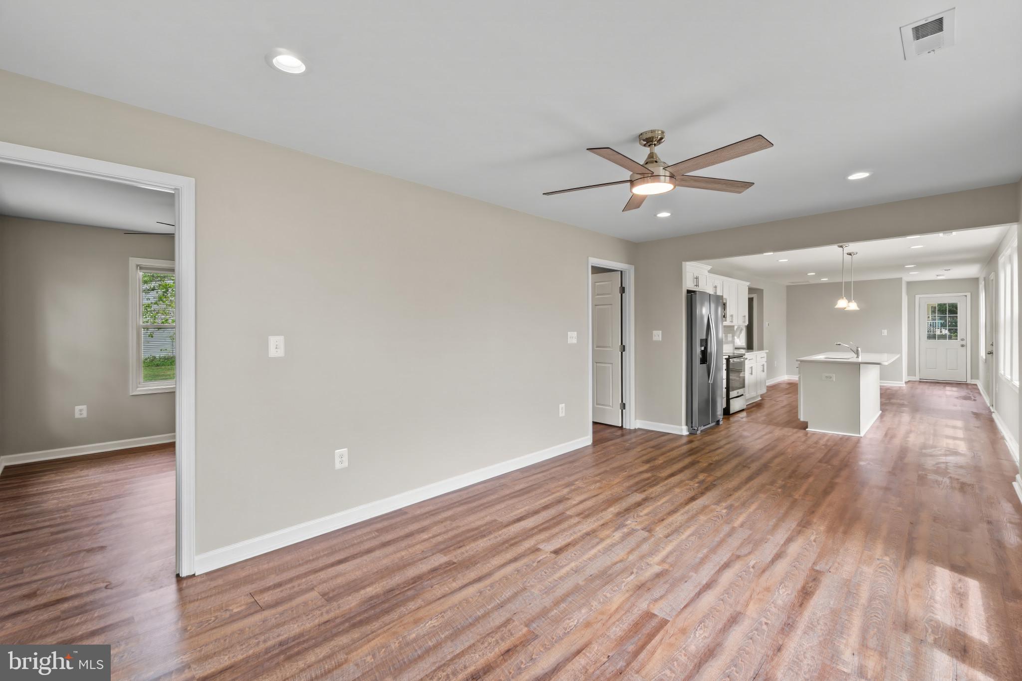 SUNSET BEACH - Residential