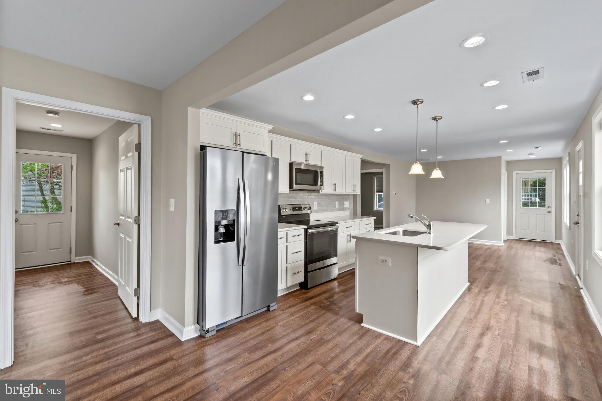 SUNSET BEACH - Residential