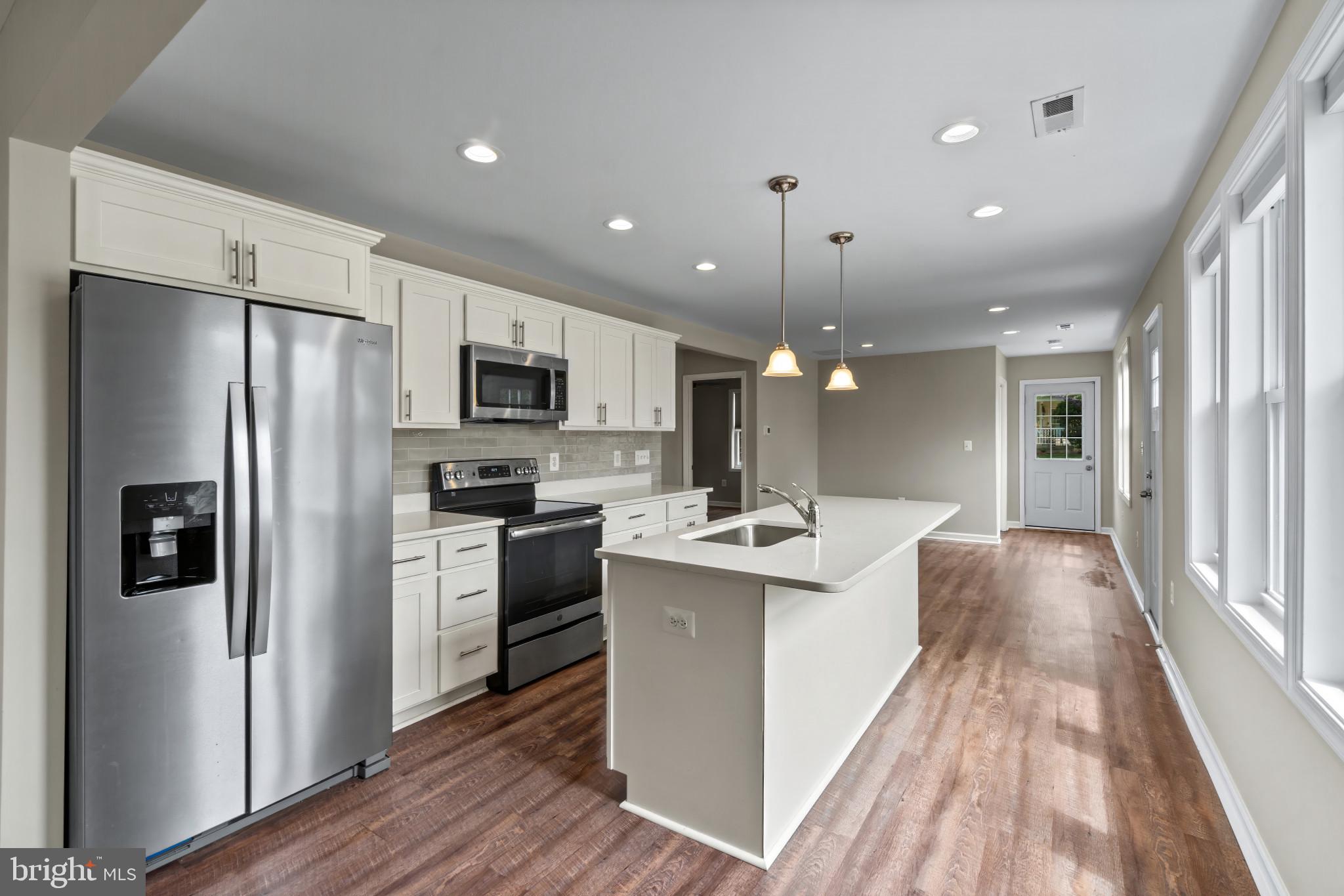 SUNSET BEACH - Residential