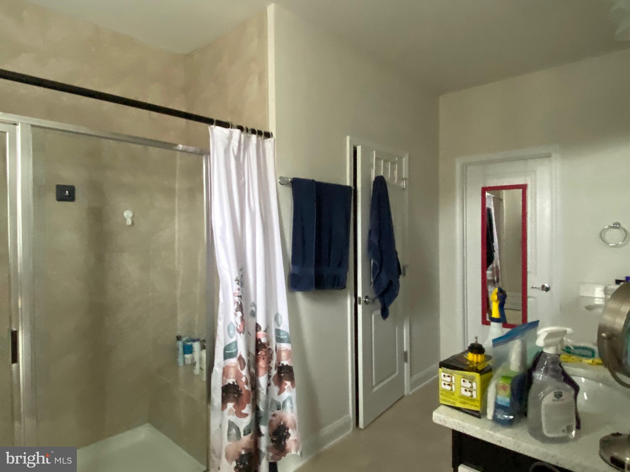 POTOMAC SHORES - Residential Lease