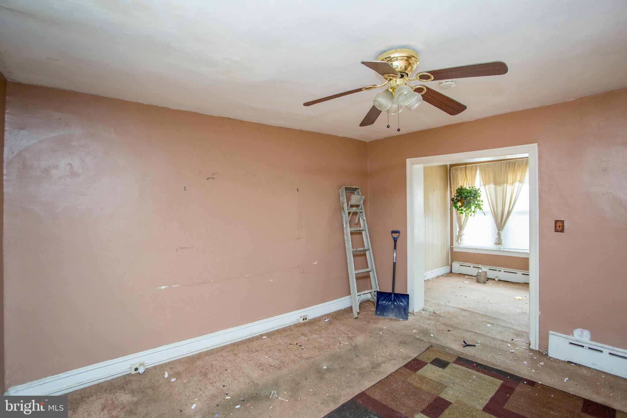 PHILADELPHIA (SOUTHWEST) - Residential