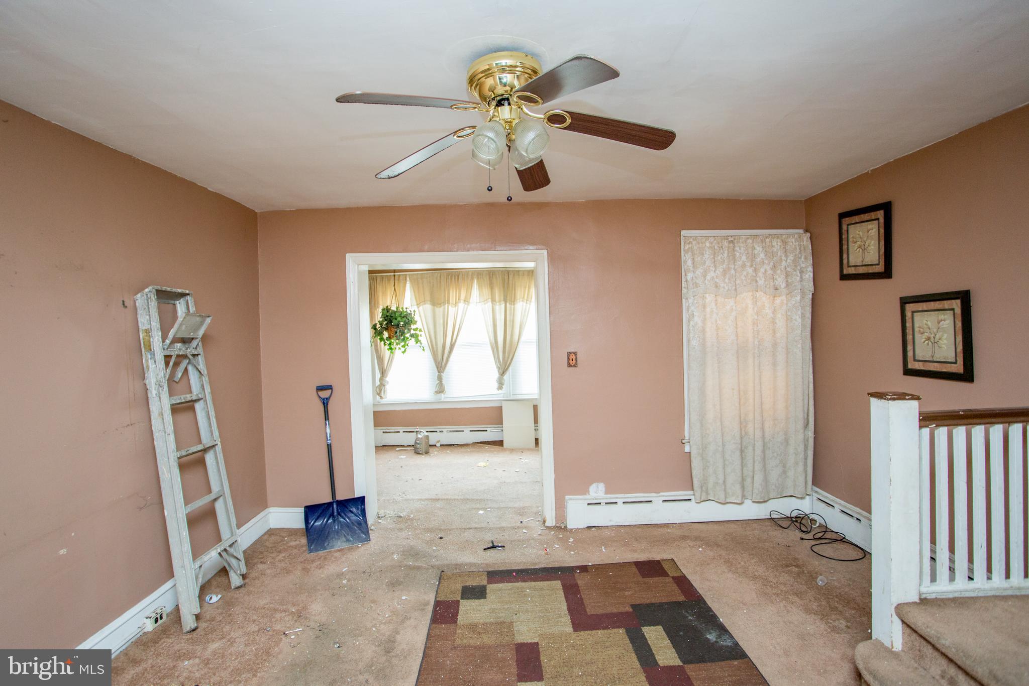 PHILADELPHIA (SOUTHWEST) - Residential