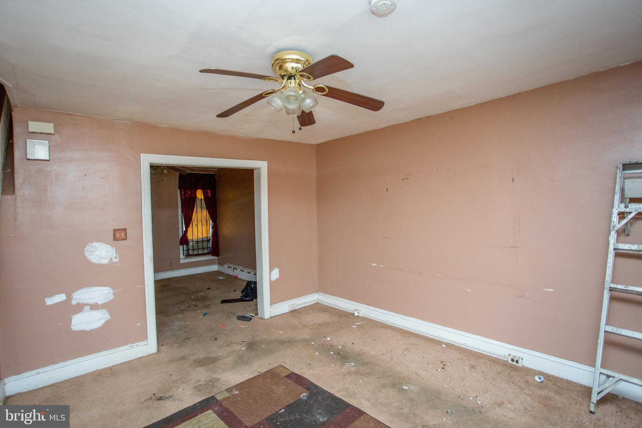 PHILADELPHIA (SOUTHWEST) - Residential