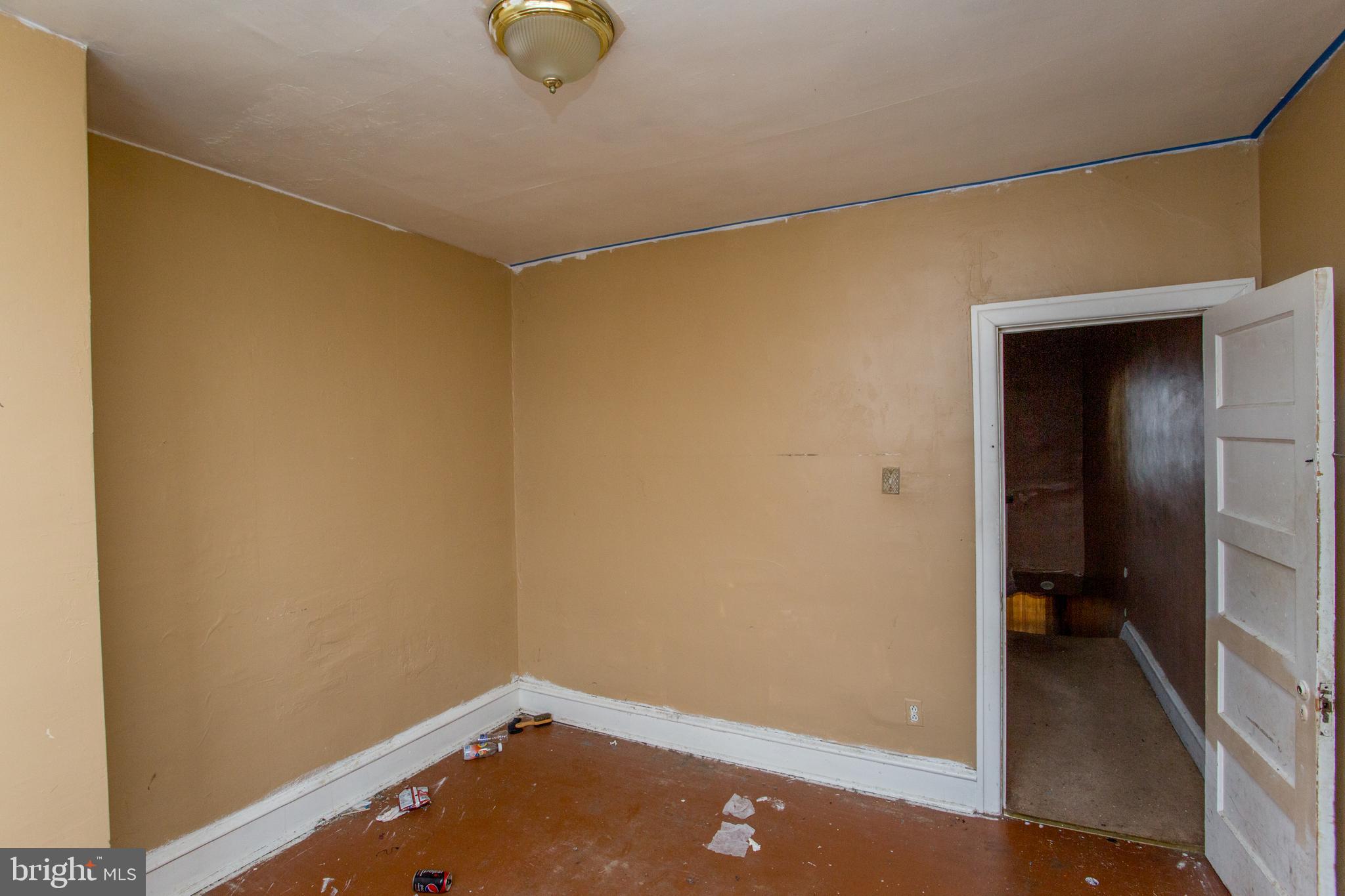 PHILADELPHIA (SOUTHWEST) - Residential