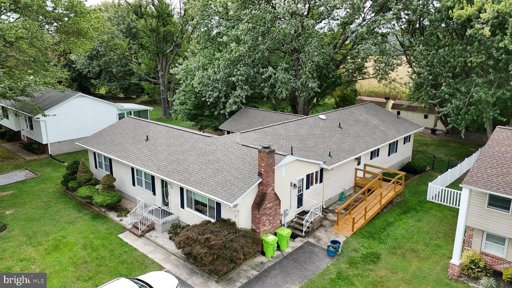 CLOVERFIELDS - Residential