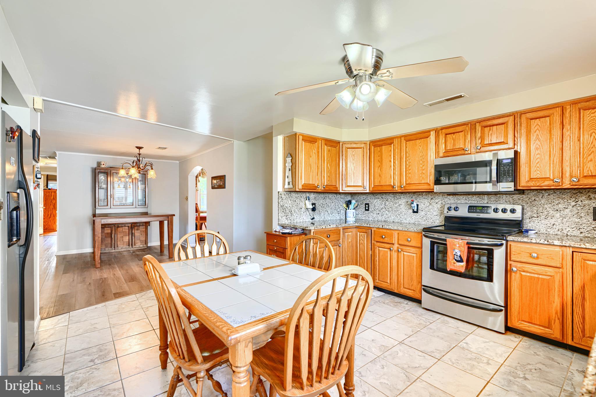 961 CLOVERFIELDS DRIVE