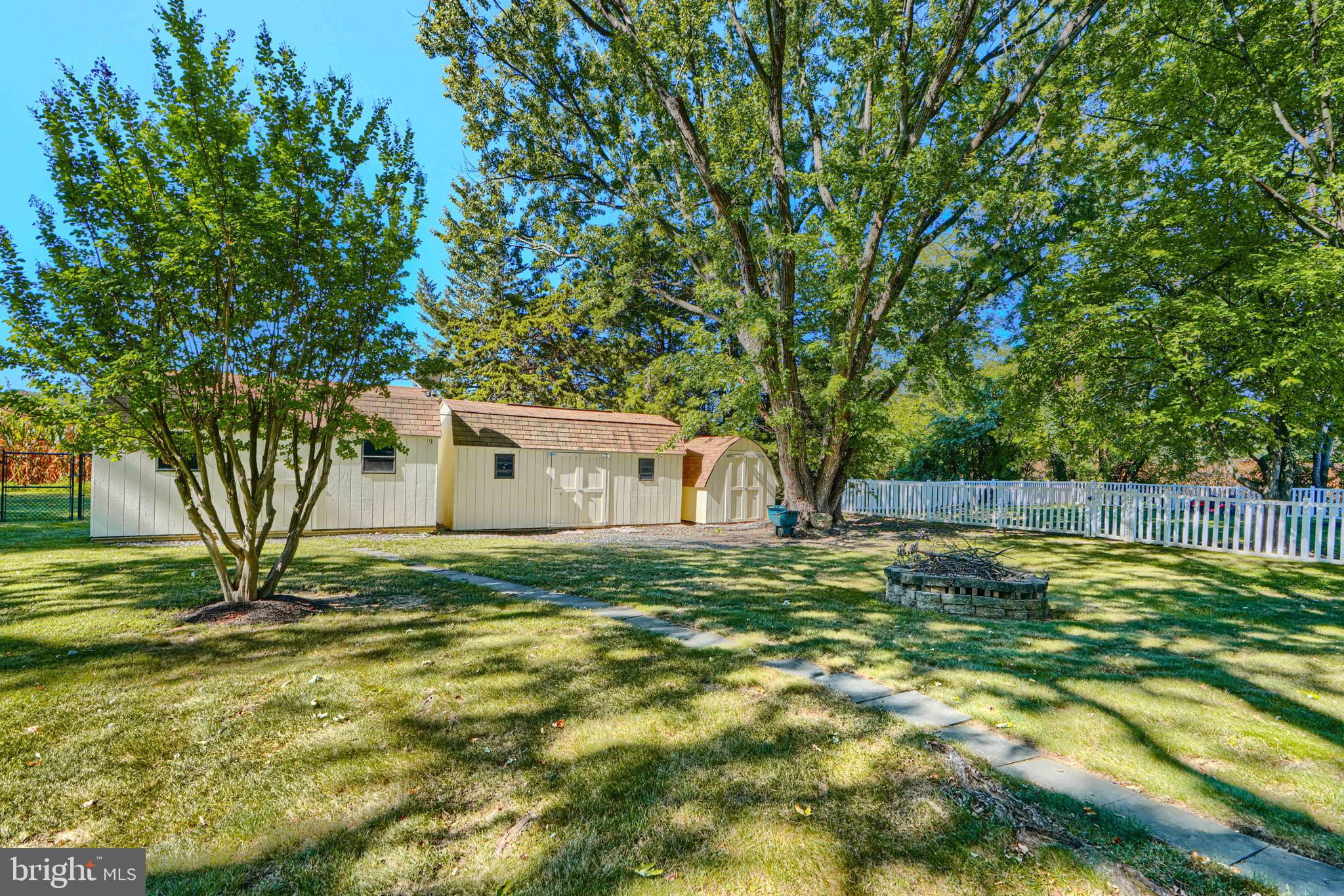 CLOVERFIELDS - Residential