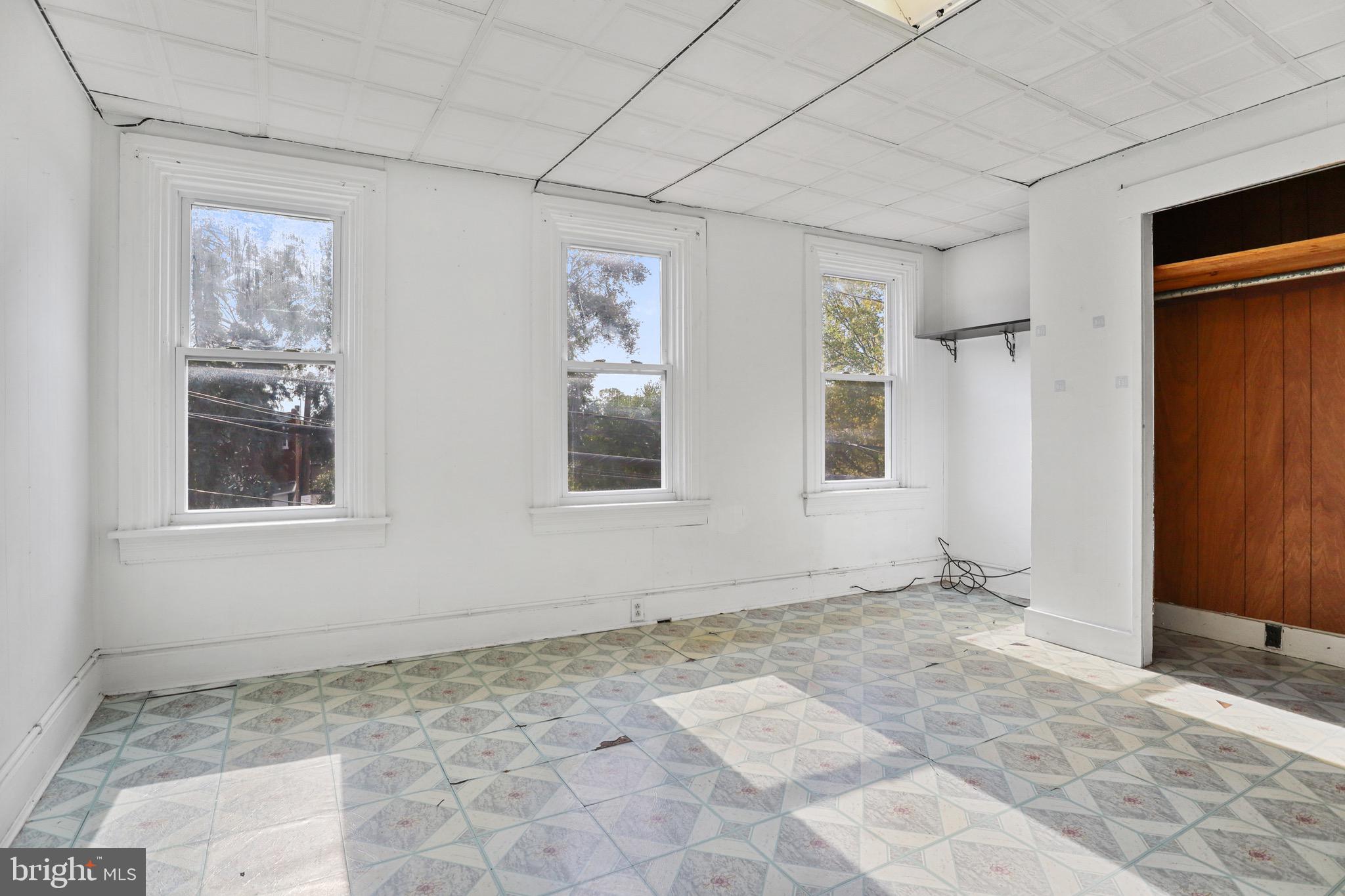 CABBAGE HILL - Residential