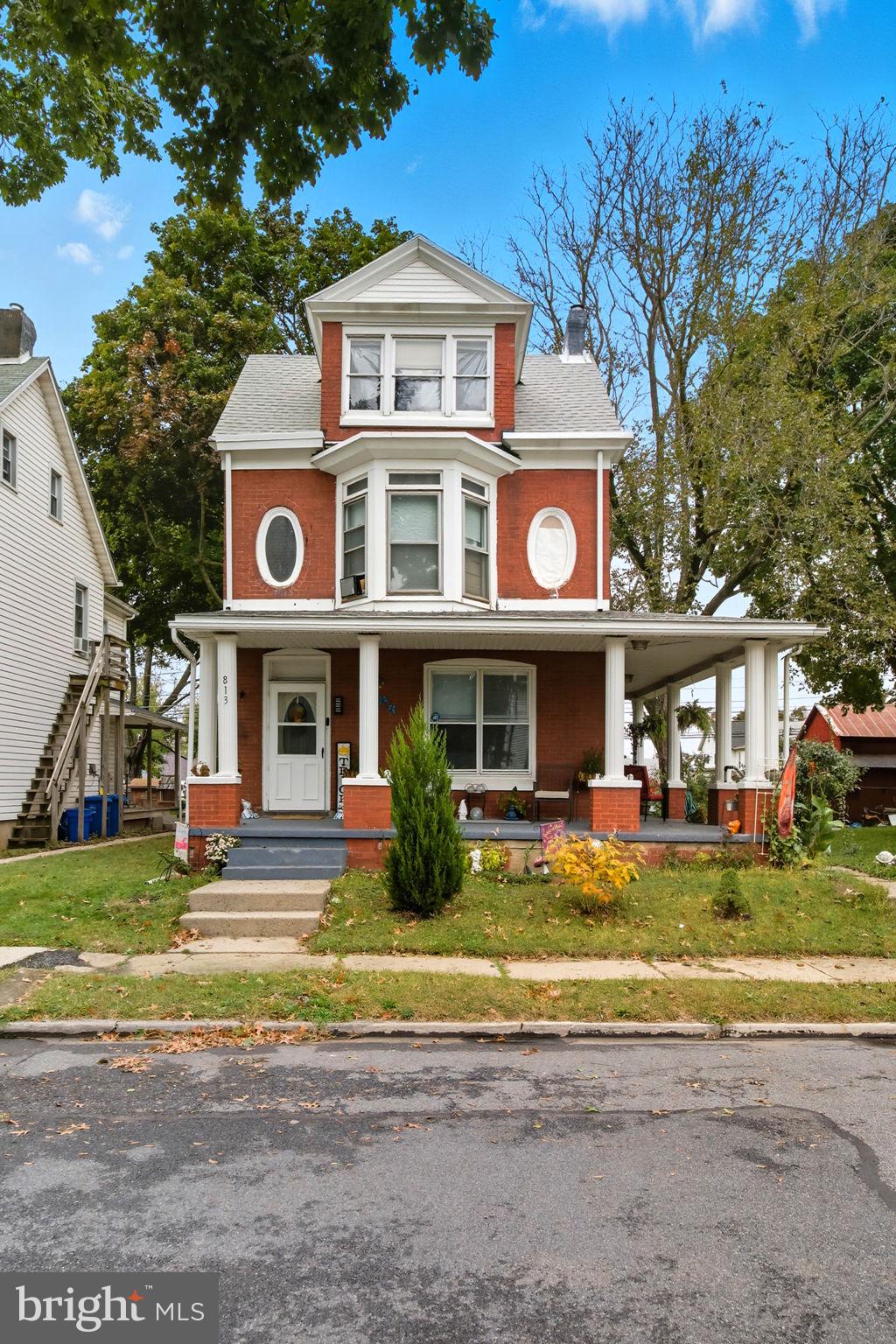813 MOUNT LAUREL AVENUE
