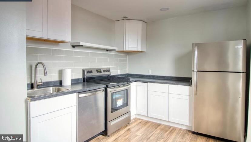 PARKVILLE - Residential Income