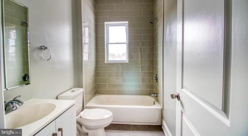 PARKVILLE - Residential Income