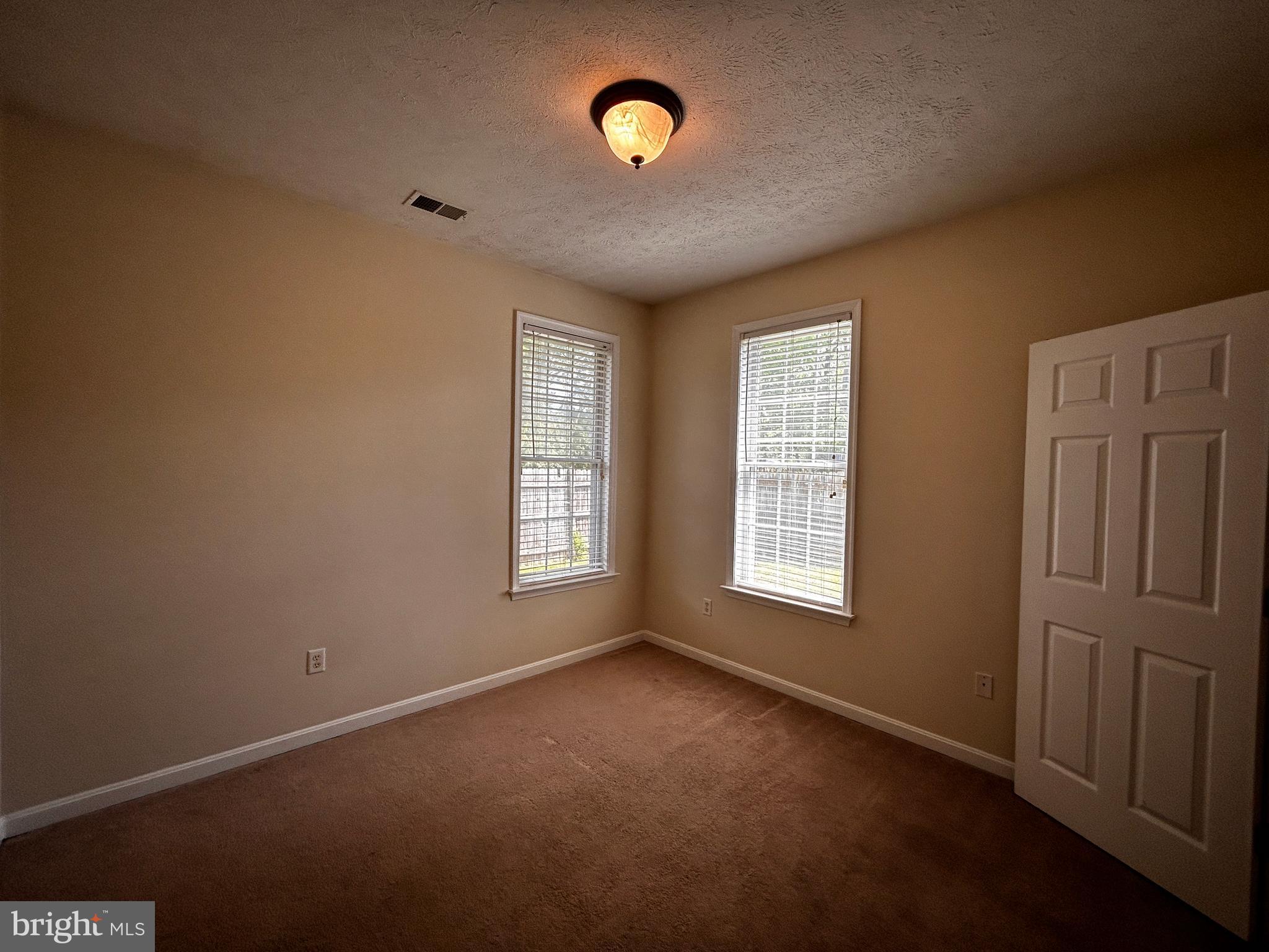 VILLAGE COMMONS - Residential