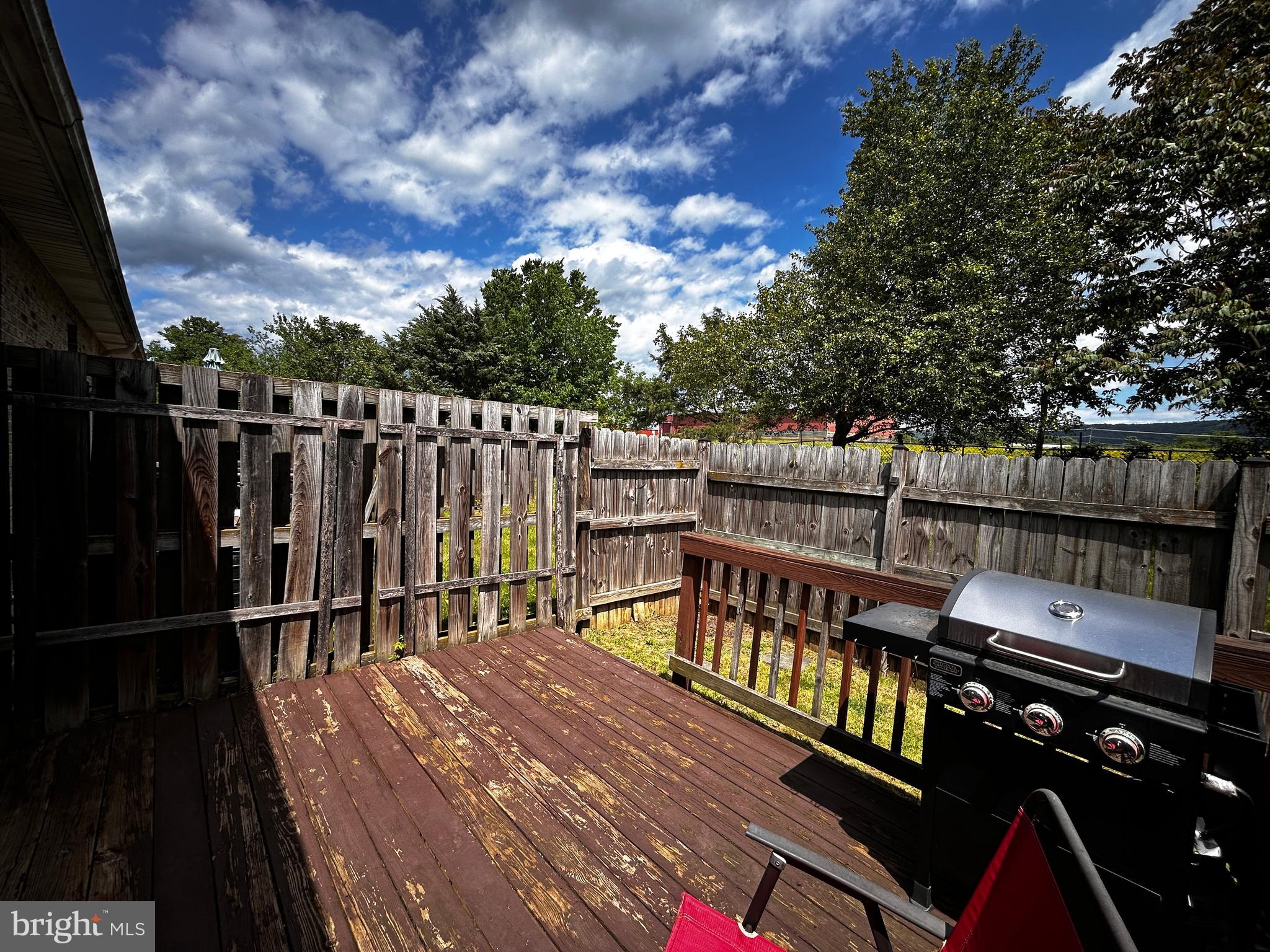 VILLAGE COMMONS - Residential