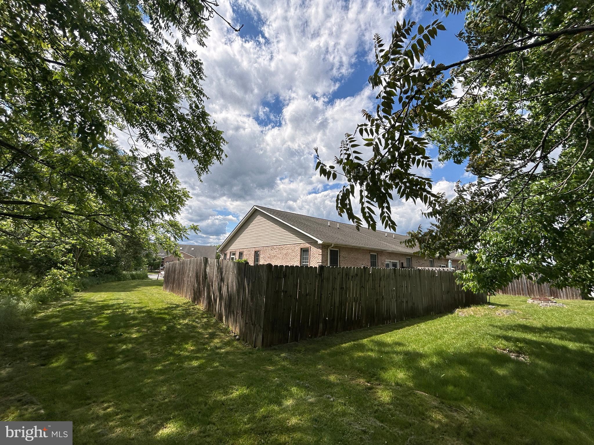 VILLAGE COMMONS - Residential