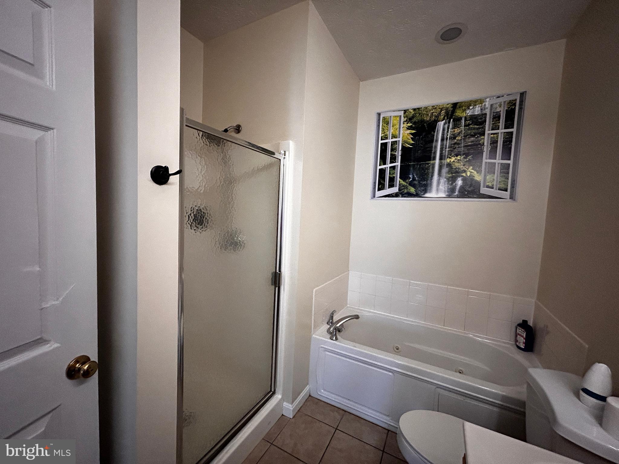 VILLAGE COMMONS - Residential