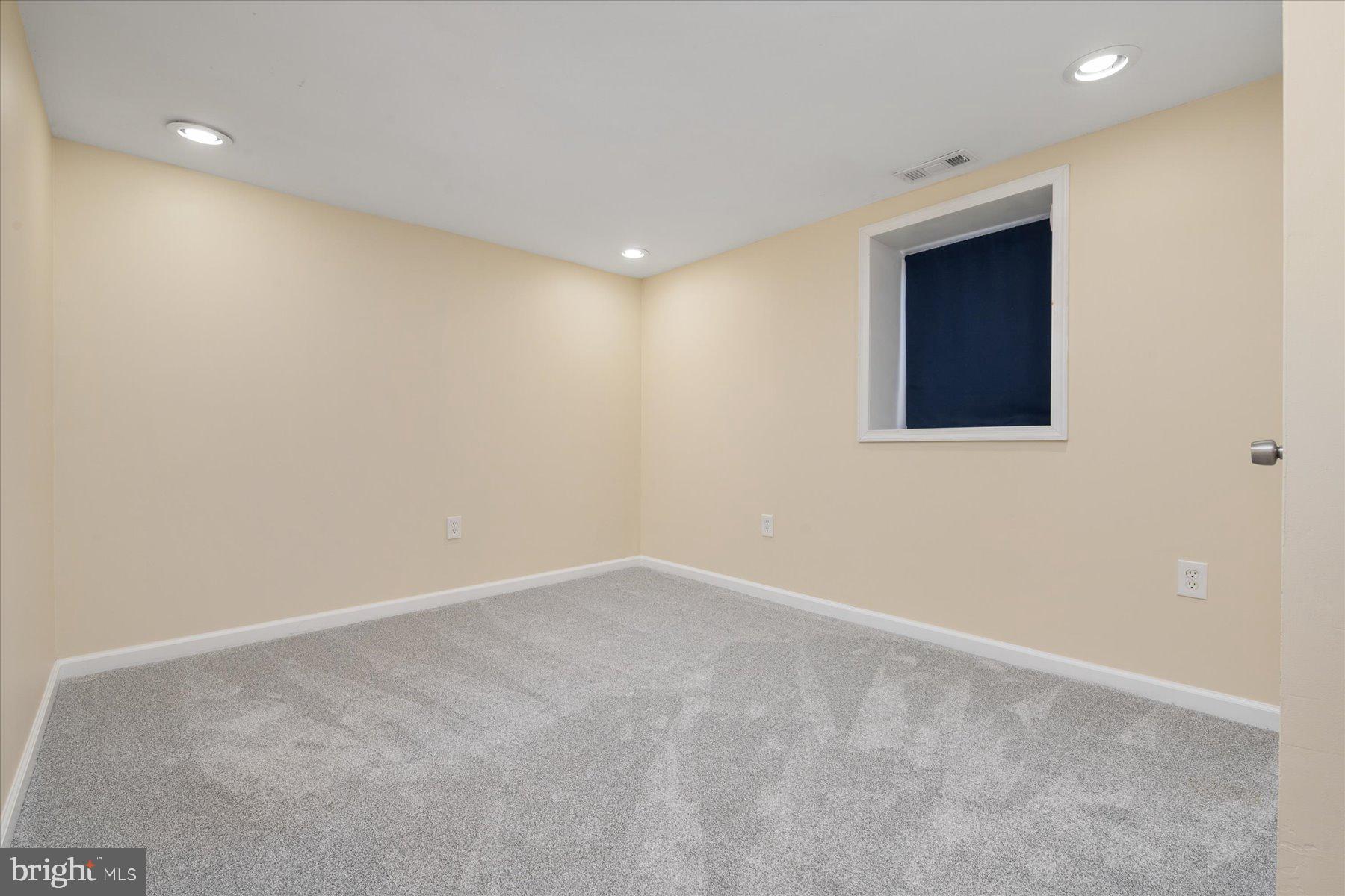 CATONSVILLE HEIGHTS - Residential