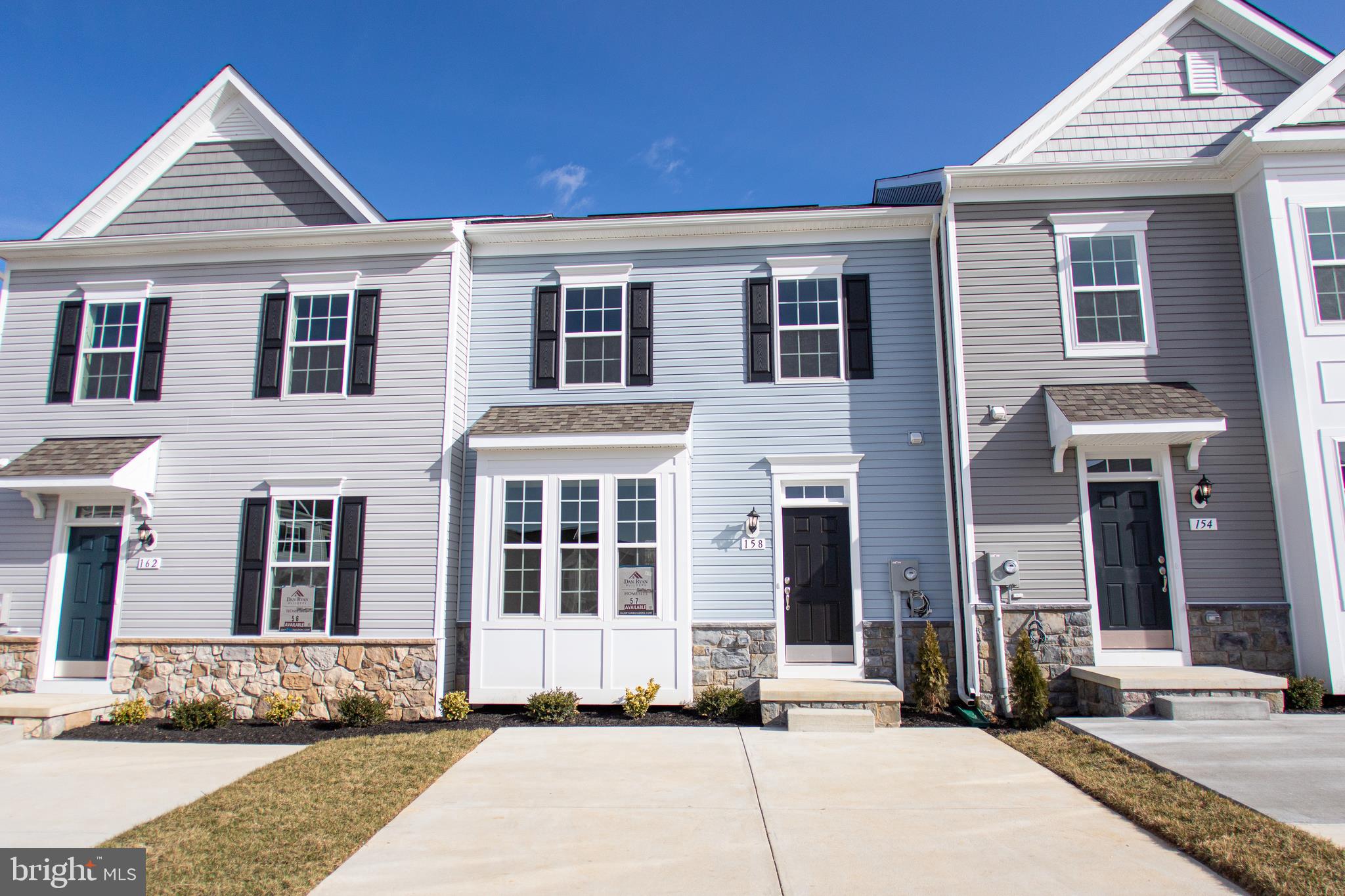 ARCHERS ROCK - Residential