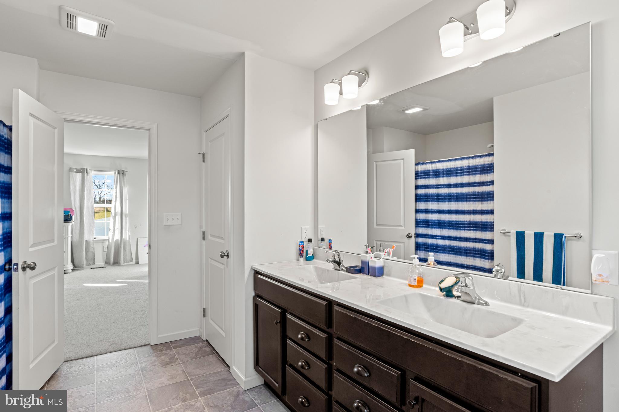 MORGAN'S CROSSING - Residential