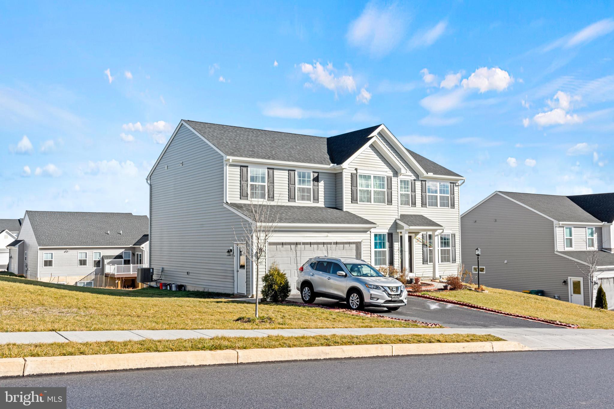 MORGAN'S CROSSING - Residential