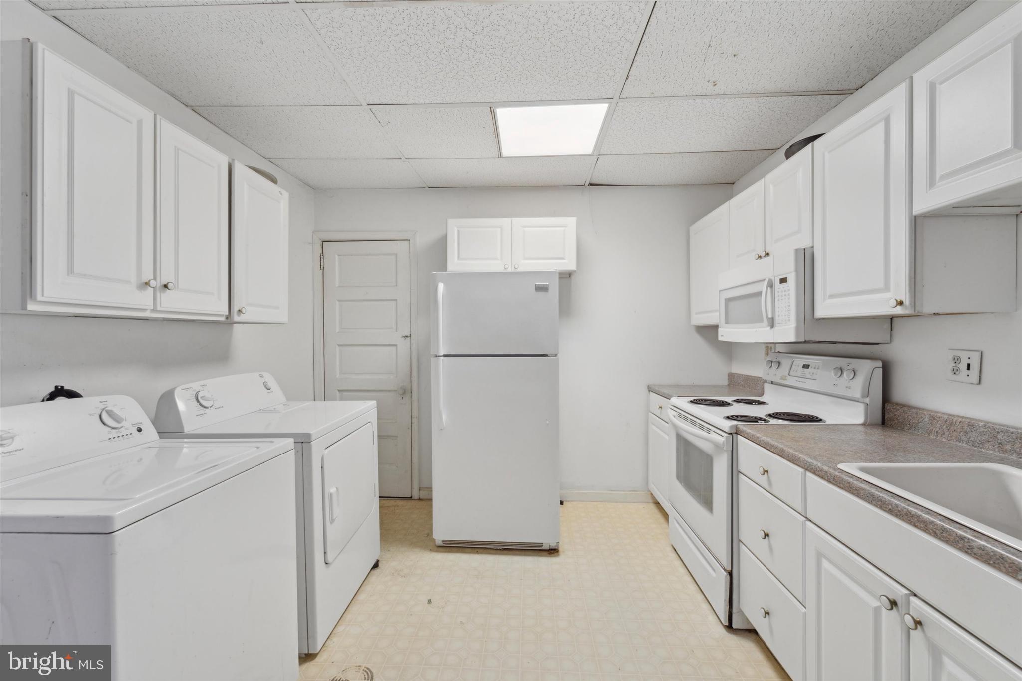 ROXBOROUGH - Residential Income