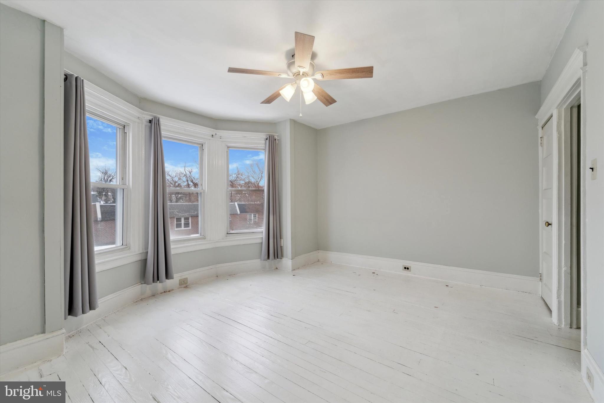 ROXBOROUGH - Residential Income