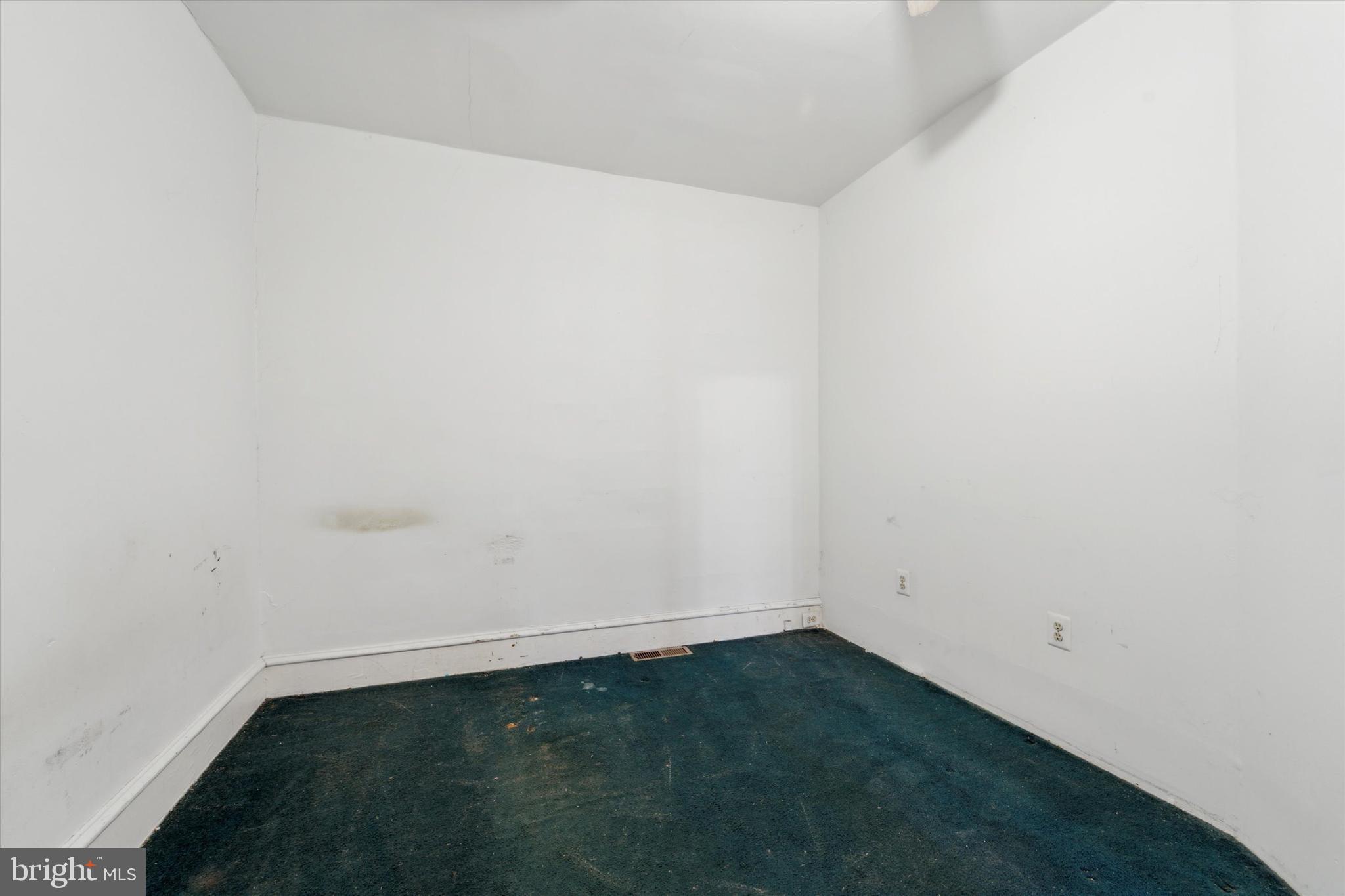 ROXBOROUGH - Residential Income