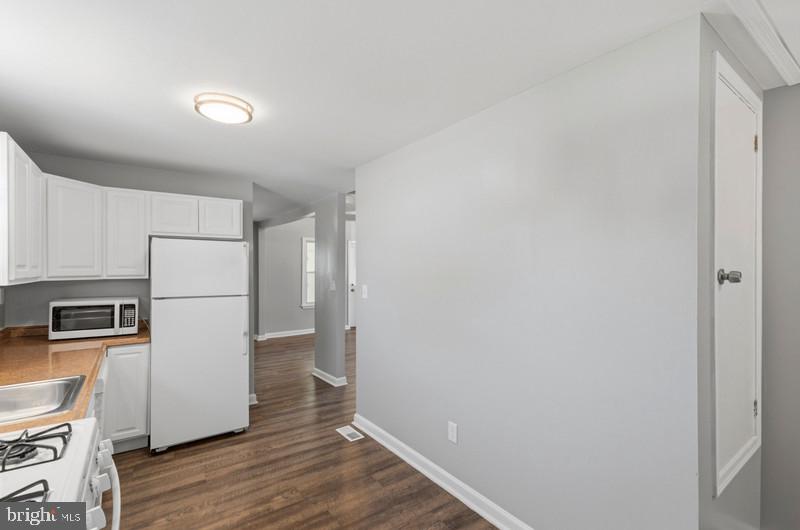 CATONSVILLE MANOR - Residential