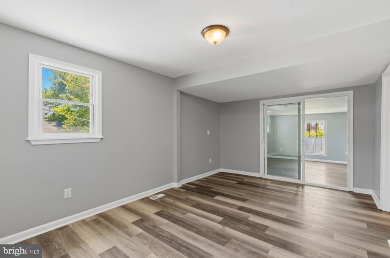 CATONSVILLE MANOR - Residential