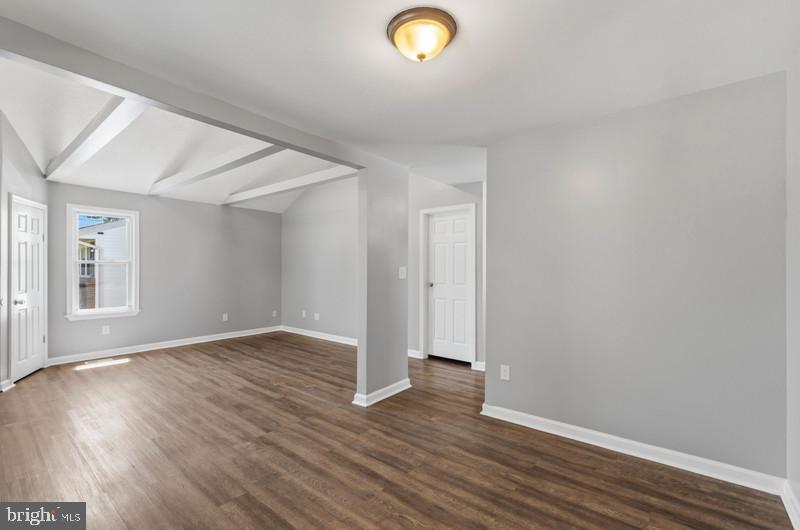 CATONSVILLE MANOR - Residential
