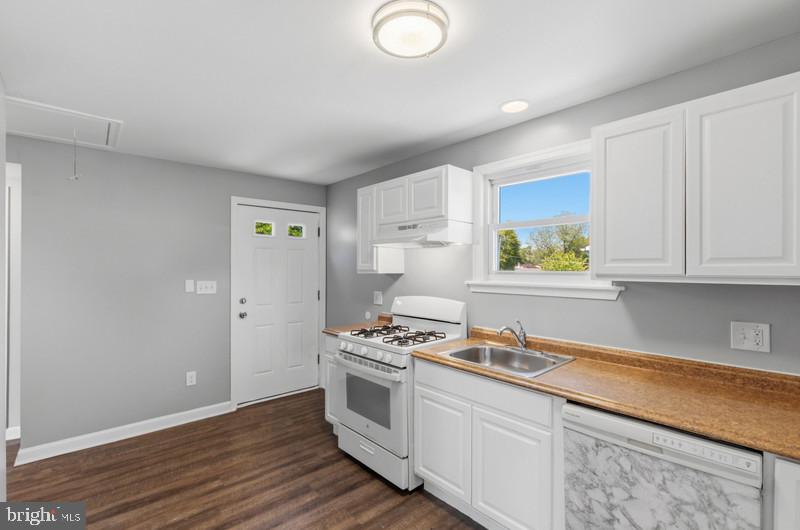CATONSVILLE MANOR - Residential