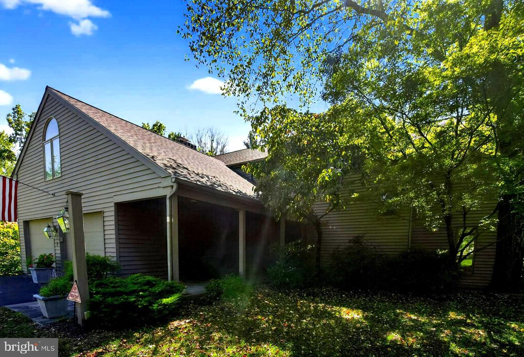 Photo of 1 Fox Pond, SPRING HOUSE, PA 19477 (MLS # PAMC2158380)
