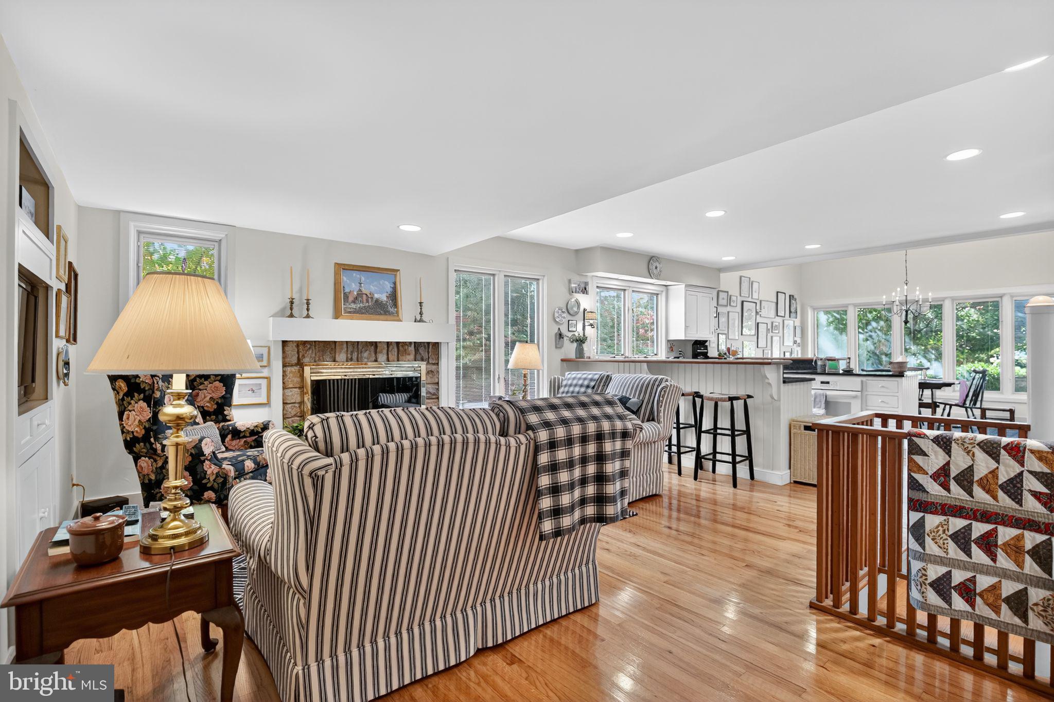 WOODBRIDGE MEADOWS - Residential