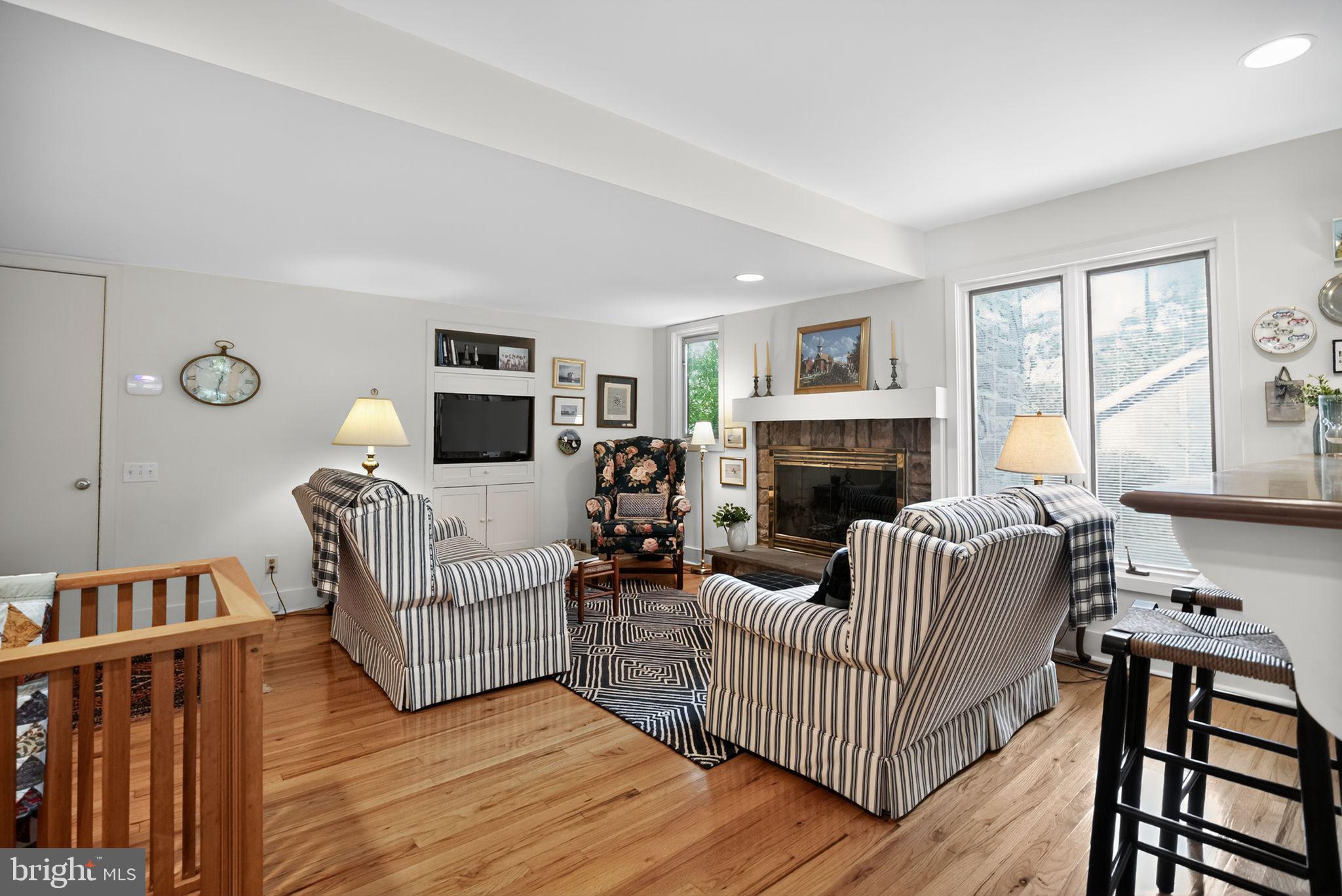 WOODBRIDGE MEADOWS - Residential