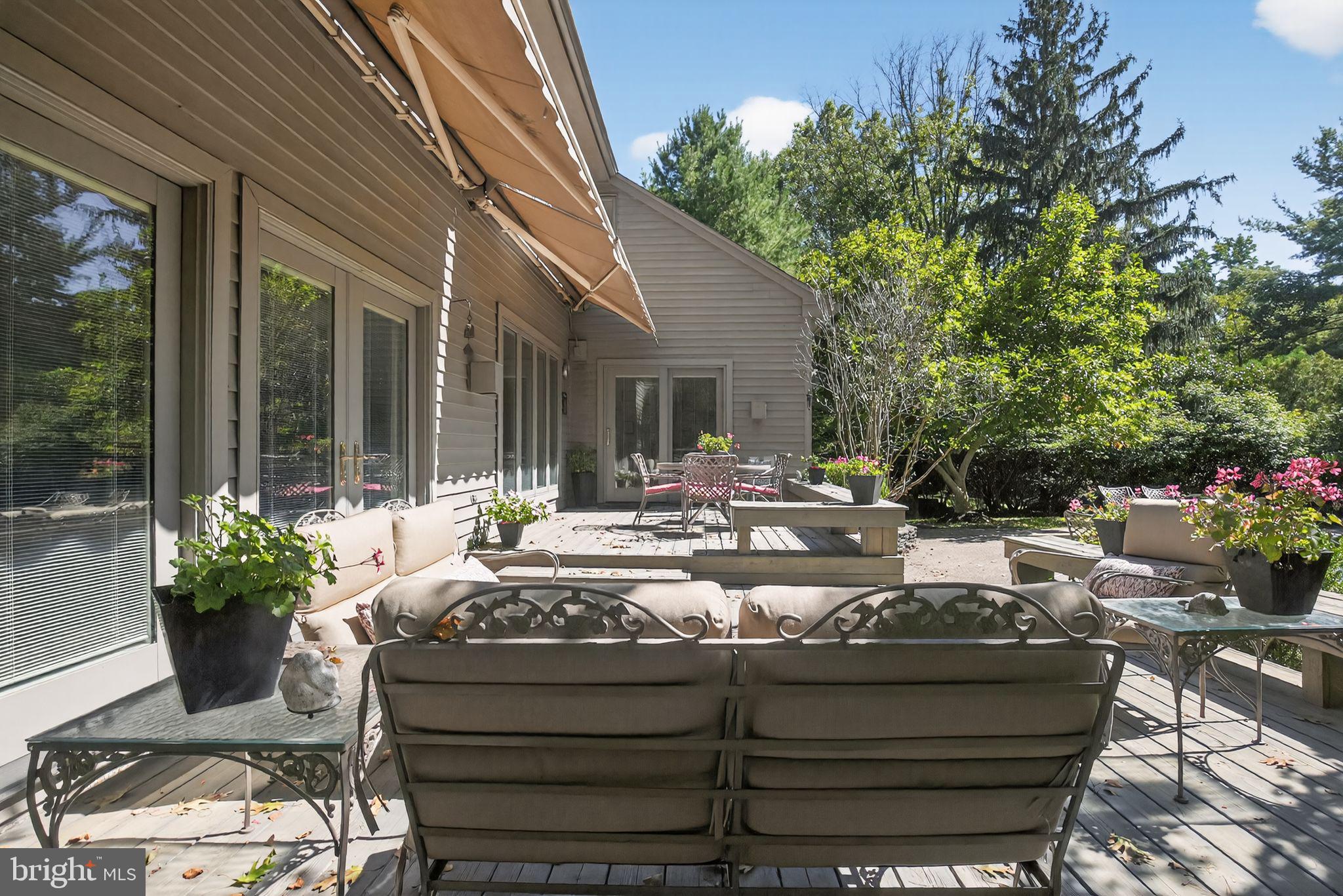 WOODBRIDGE MEADOWS - Residential