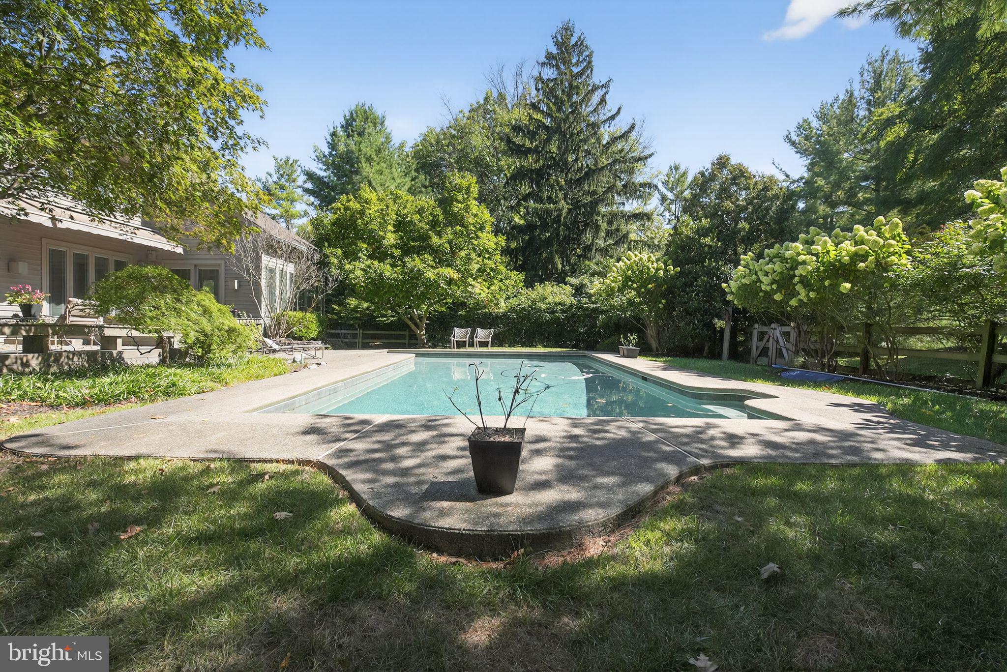 WOODBRIDGE MEADOWS - Residential