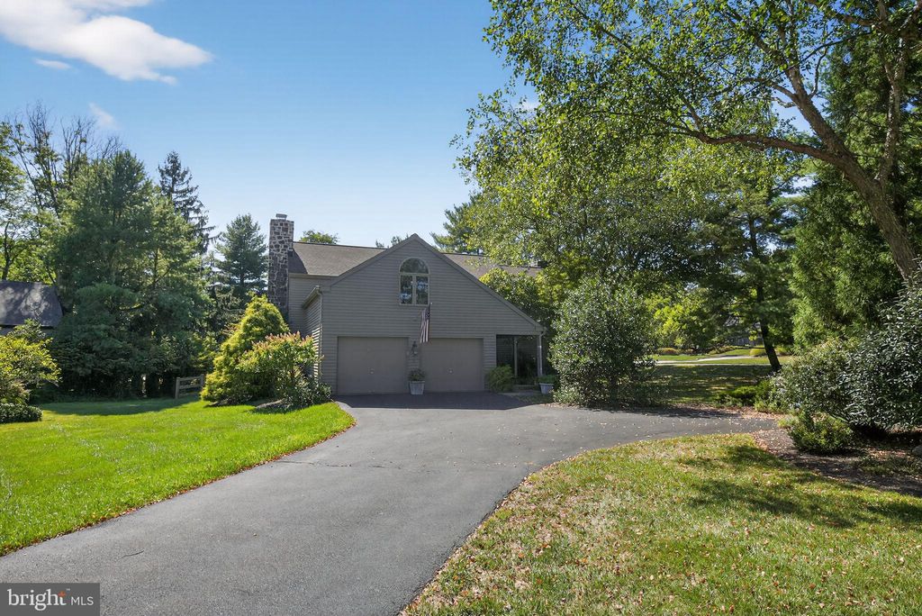 Photo of 1 Fox Pond, SPRING HOUSE, PA 19477 (MLS # PAMC2158380)
