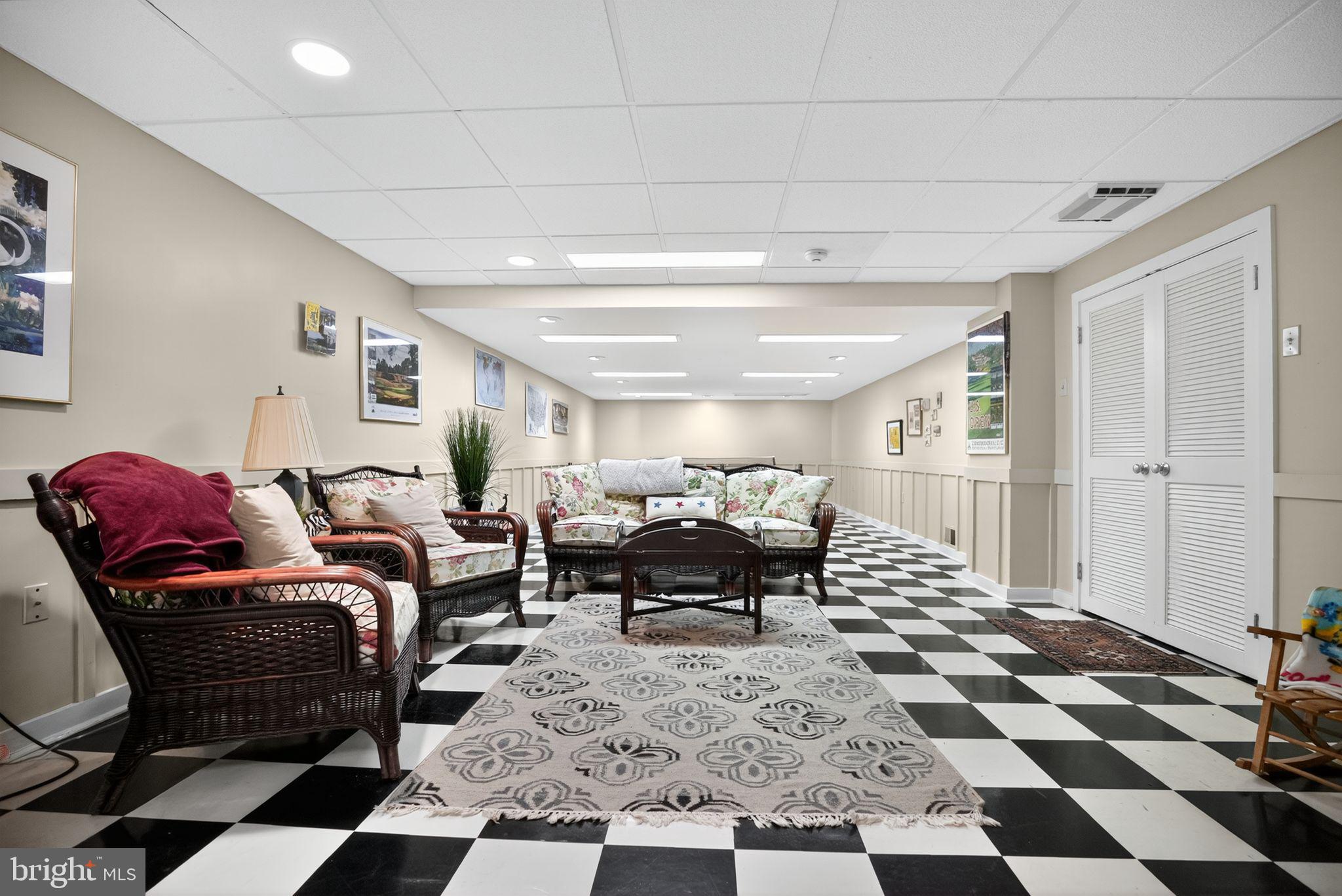 WOODBRIDGE MEADOWS - Residential