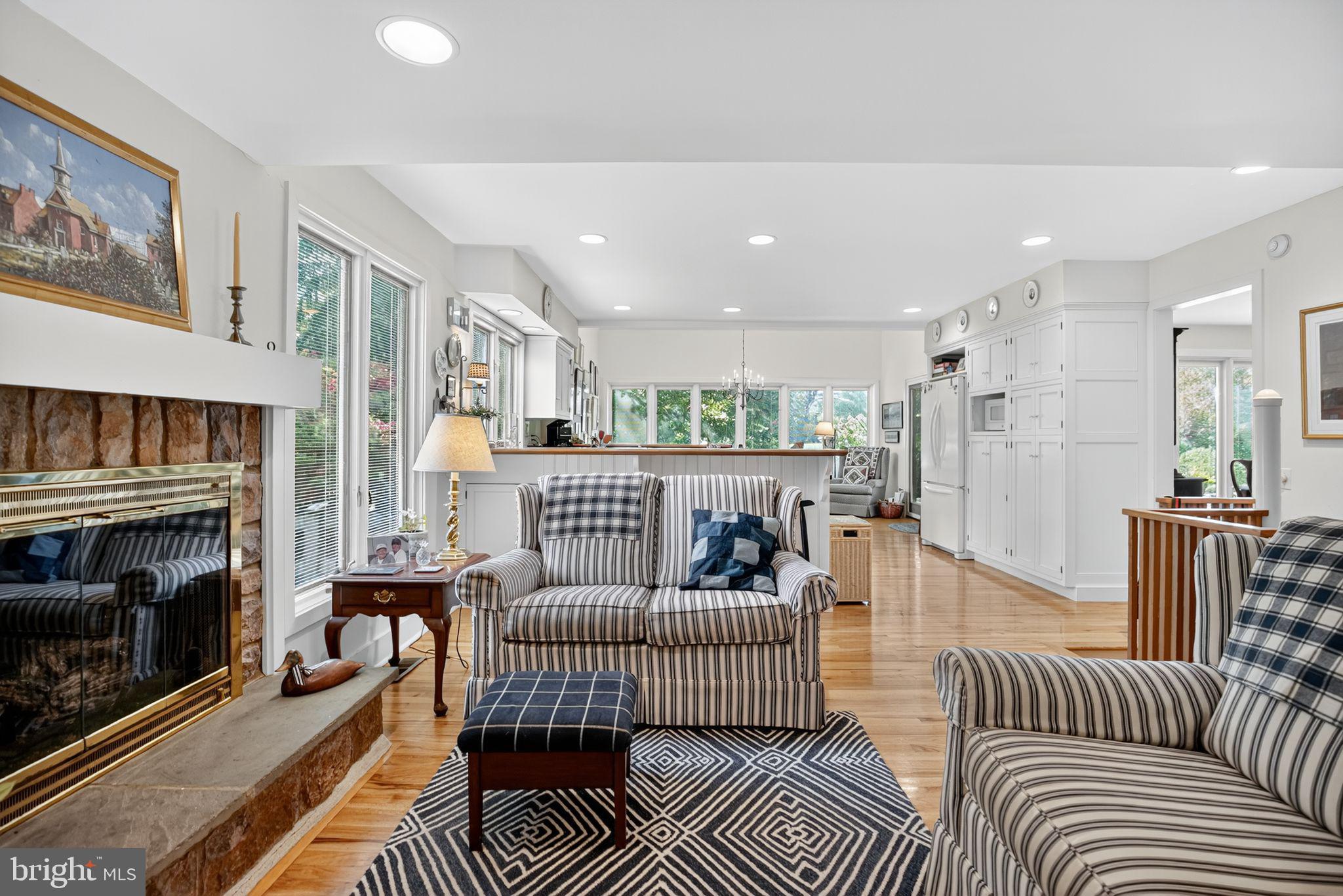 WOODBRIDGE MEADOWS - Residential