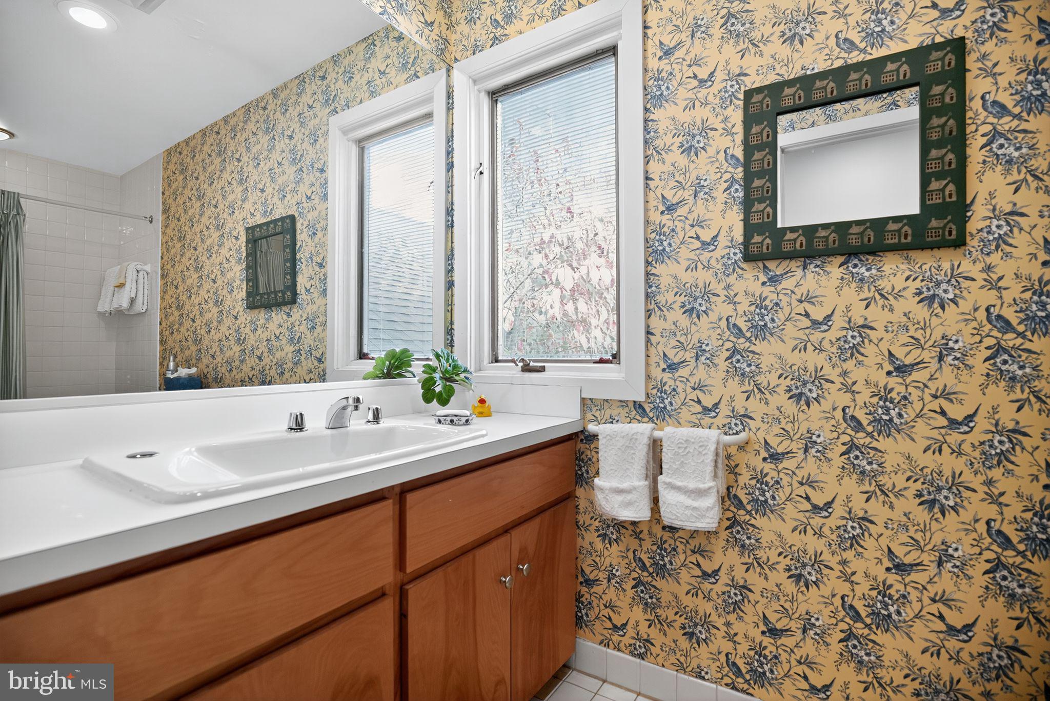 WOODBRIDGE MEADOWS - Residential