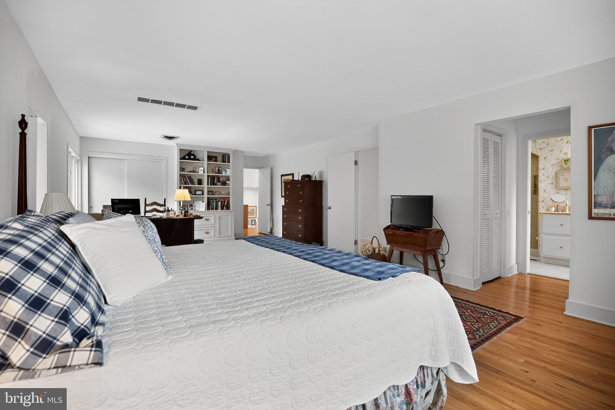 WOODBRIDGE MEADOWS - Residential