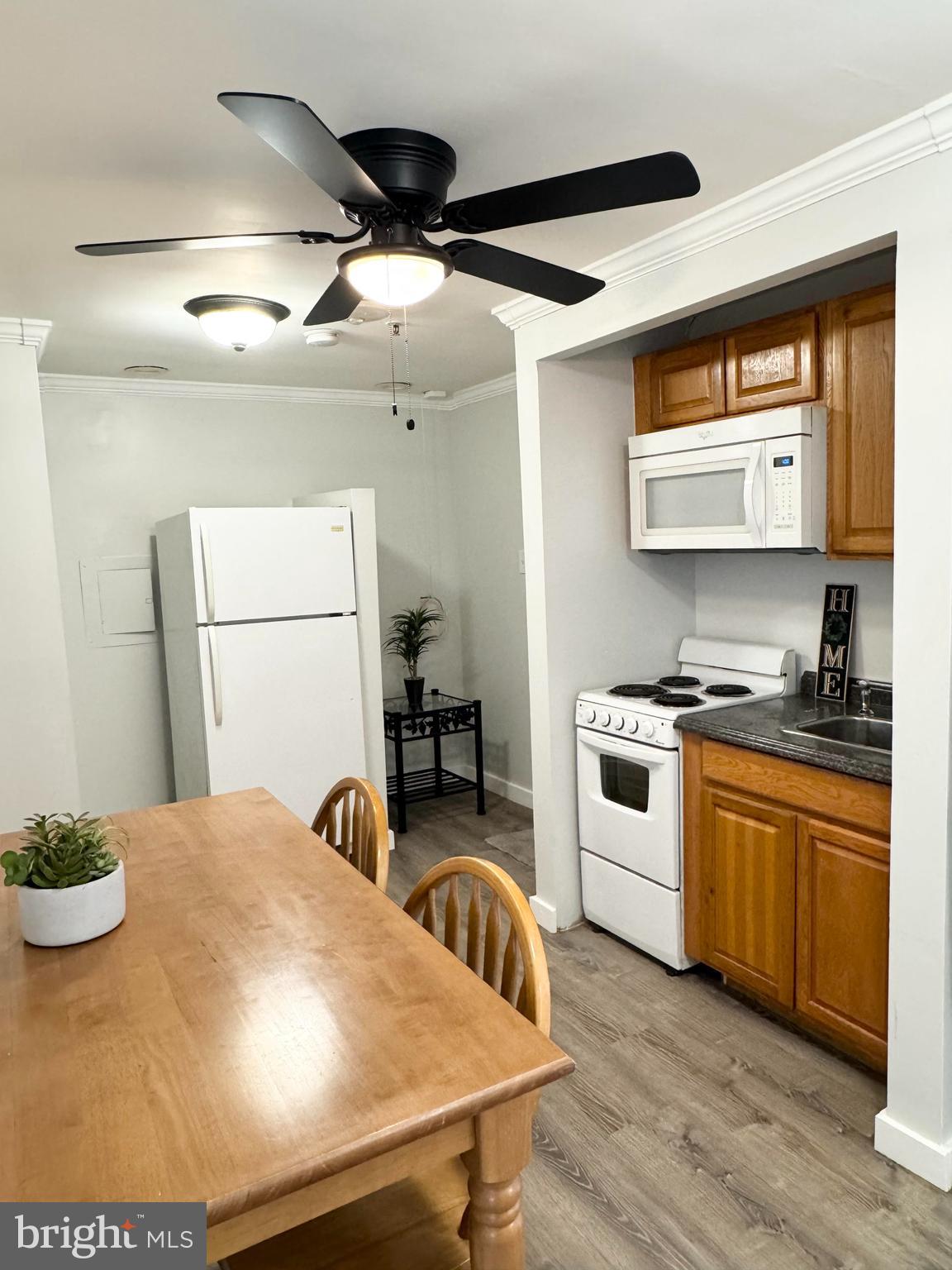 28 ALLEGHENY AVENUE 1306